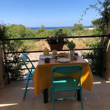 Frühstückspension Tramontana Tre Archi Torre Suda