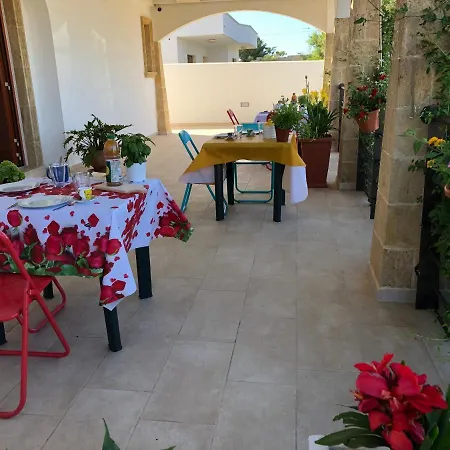 Tramontana Tre Archi Bed & Breakfast Torre Suda